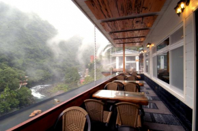  Sun Moon Bed& Breakfast  Wulai District